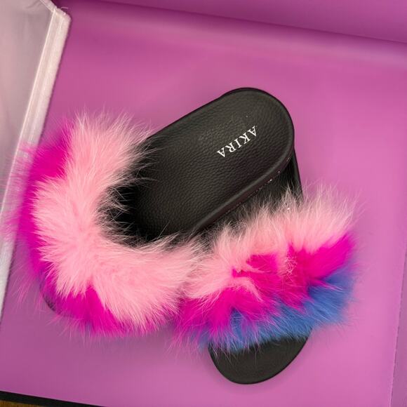 Akira NWOT Azalea Wang Dreamt We Spoke Rainbow Furry Slides Sandals Sz 8 Y2K - Picture 10 of 15
